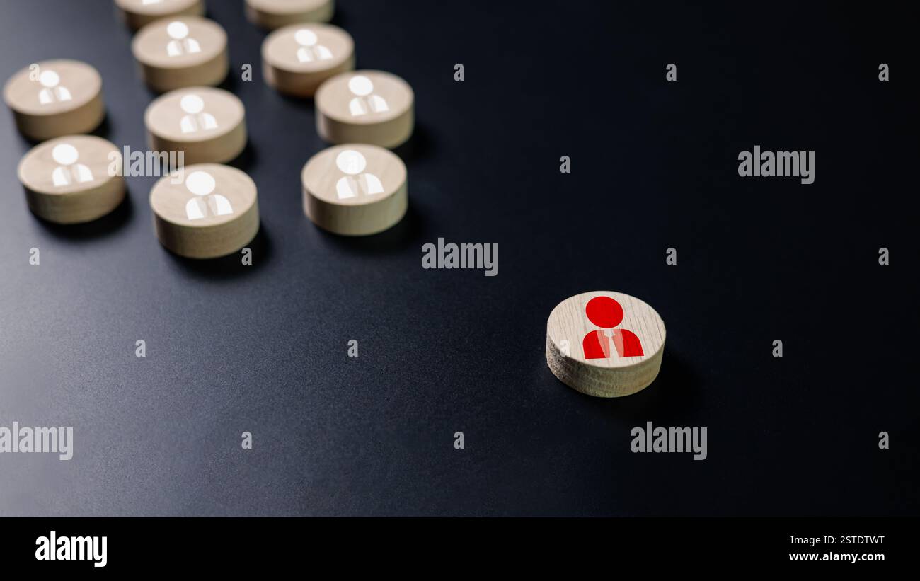 Concetto di leadership, concetto di leadership aziendale per il team leader, Un cerchio con l'icona di un manager rappresenta la leadership, Customer Relationship Manageme Foto Stock