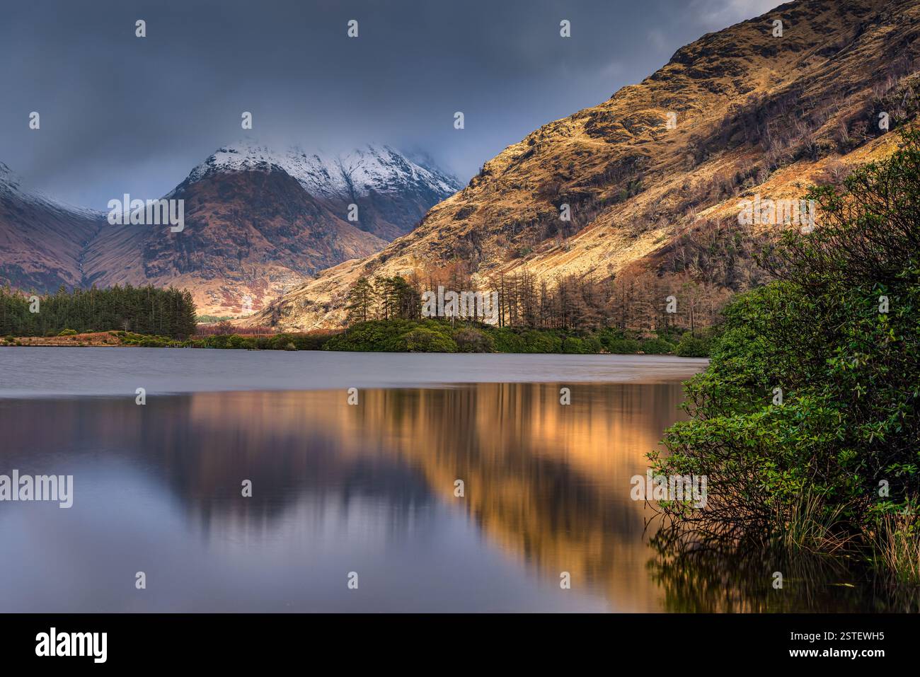 Lochan Urr a Glen Etive, Scozia Foto Stock Lochan Urr a Glen Etive, Scozia Foto Stock
