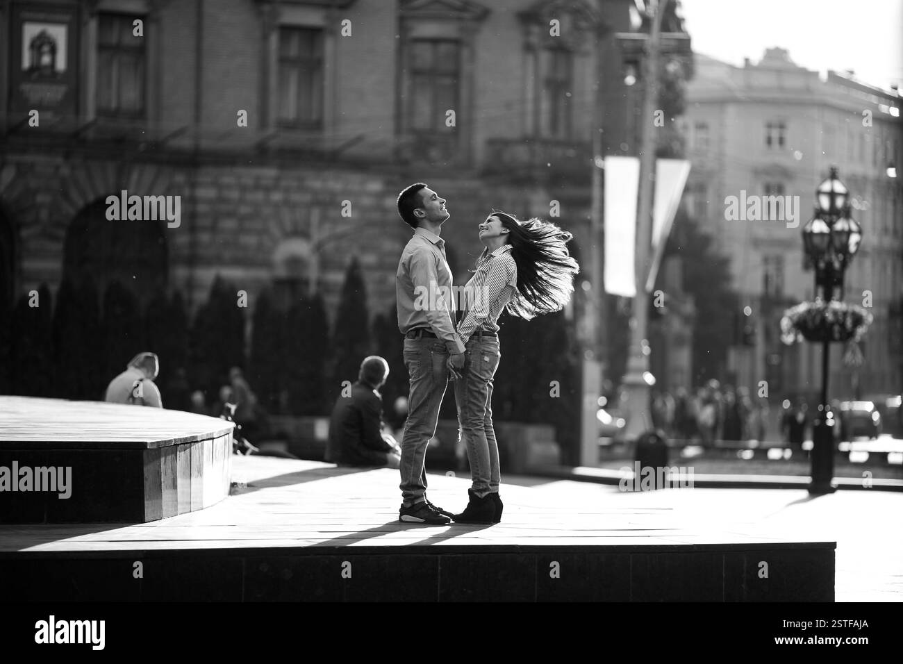 Paio di divertimento in città Foto Stock