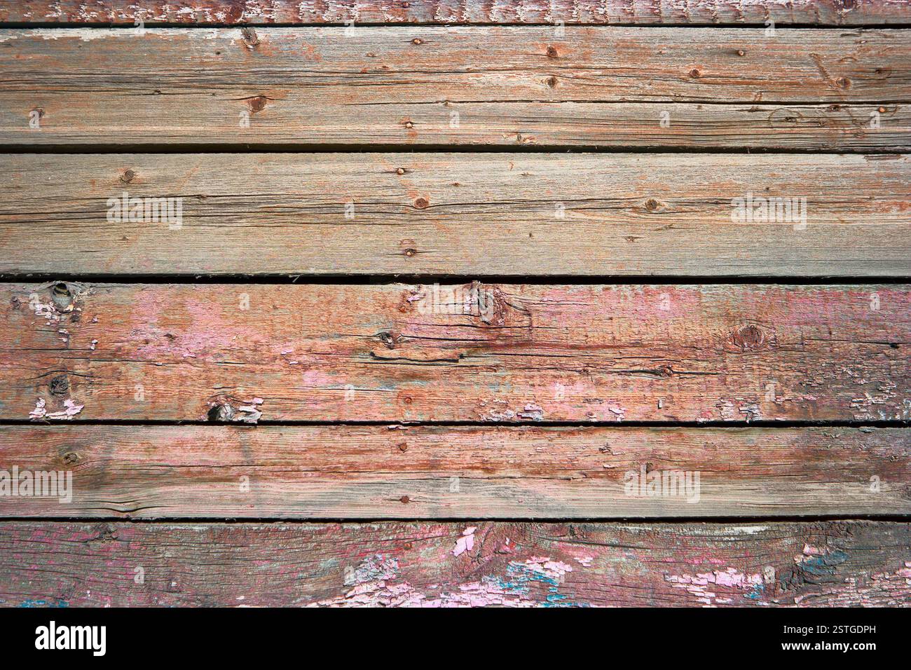 Rustico fienile spiovente Sfondo legno verniciato in colore rosso Foto Stock