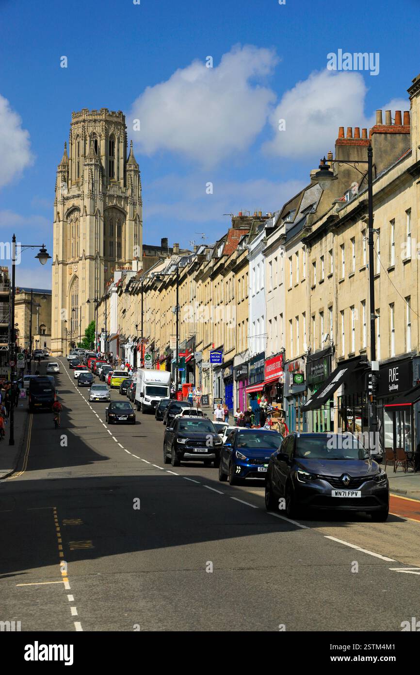 Park Street e Will's Memorial Tower dell'Università di Bristol, Bristol, Inghilterra. Foto Stock