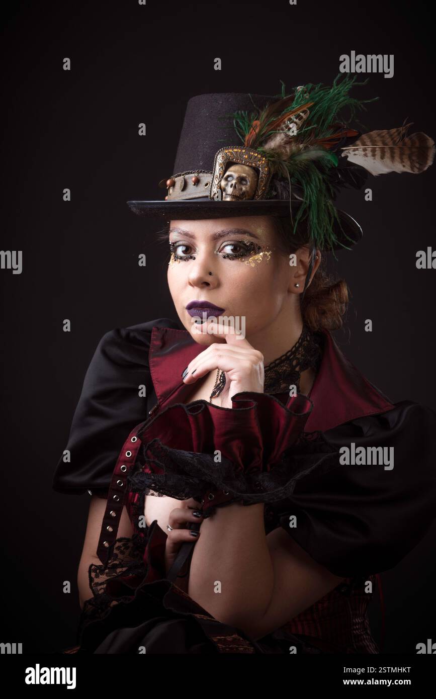 Steampunk Young Woman Emotional Portrait Foto Stock