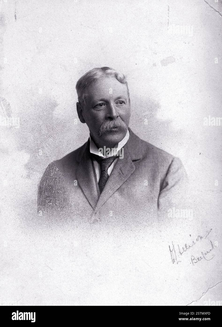 John Singleton Darling, nato nel 1856, era figlio di J. S. Darling, un direttore di banca a Clonakilty, nella contea di Cork. Ha conseguito il Bachelor of Arts, il Doctor of Medicine e il Master of Surgery. Il Dr. Darling è stato associato in particolare all'Assemblea cristiana di Lurgan. Foto Stock