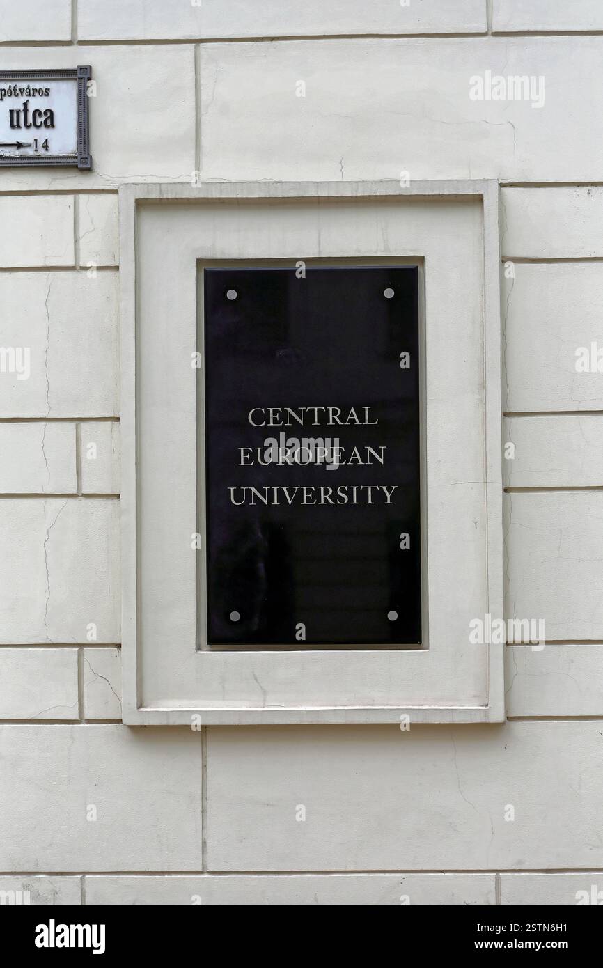 Targa dell'Università dell'Europa centrale Foto Stock