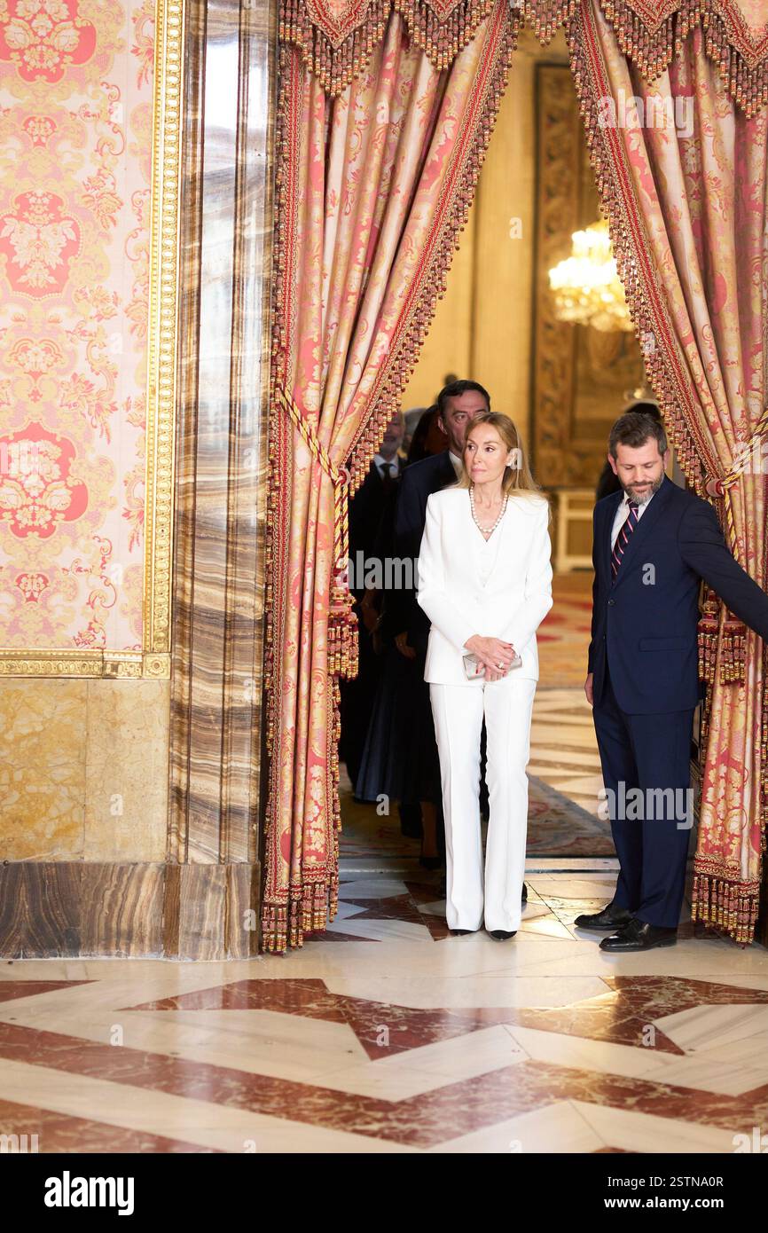 Esther Alcocer Koplowitz partecipa a un pranzo con il presidente egiziano al Palazzo reale il 19 febbraio 2025 a Madrid, Spagna. Foto Stock