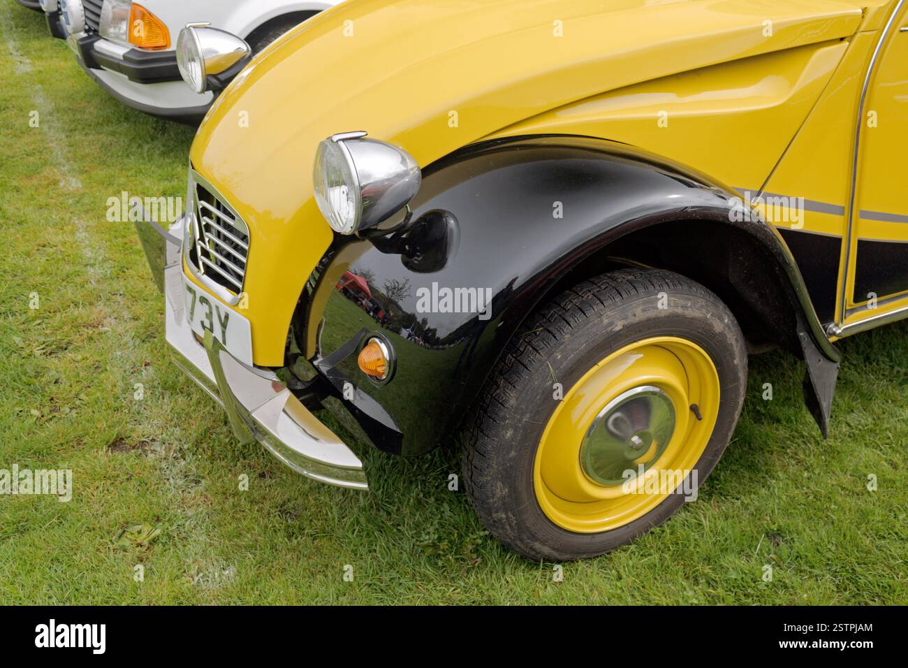 Citroën 2CV, Hebden Bridge Vintage Weekend 2023. Foto Stock