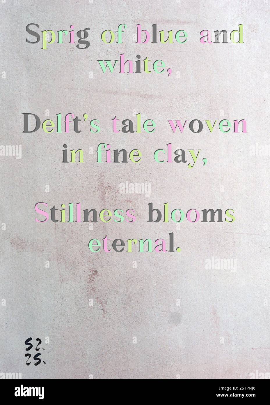 Ciuffo di blu e bianco, il racconto di Delft, intrecciato in argilla fine, fiorisce eterno. La Gilda degli scrittori d'argento di Ildiko Kovacs. Arte di Zsuzsa Szikra. Poetry Art Print, Triplumes è una forma poetica unica ispirata al tradizionale haiku, composta da tre righe che catturano momenti di chiarezza, emozione e approfondimento. Nella nostra collezione abbracciamo la libertà del linguaggio, dove la fusione delle parole e la rimozione dei trattini è più di una scelta stilistica: È un modo per trasmettere unità e vicinanza tra le idee, creando un'espressione fluida e compatta che risuona con i ritmi della vita moderna. Foto Stock