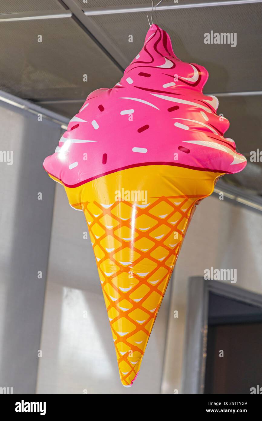 Cono gelato gonfiato Foto Stock