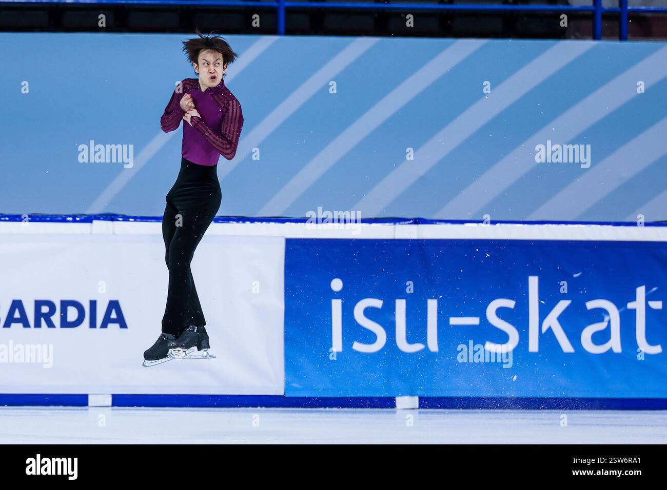 Sota Yamamoto del Giappone è stato visto in azione durante il programma corto di pattinaggio di figura FMC2026 Road to 26 Trophy Men al Forum Unipol Foto Stock
