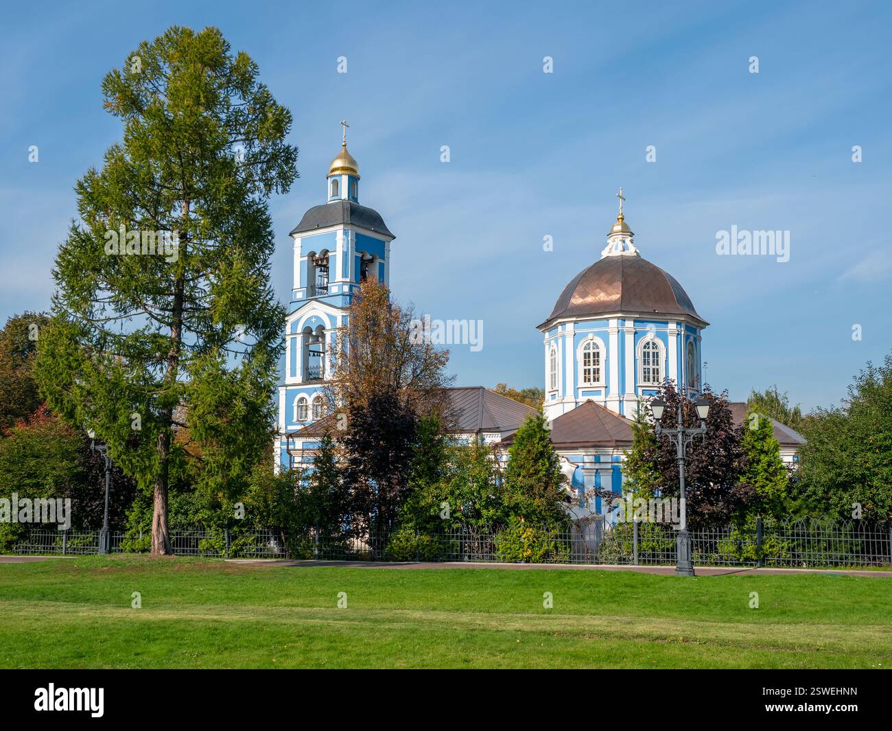 Vista primaverile del tempio dell'icona della madre di Dio, la primavera donatrice di vita a Tsaritsyn. Foto Stock