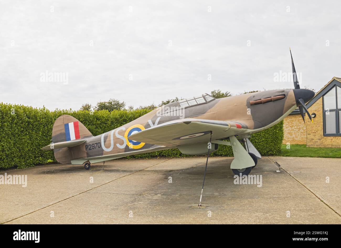 Hawker Hurricane MK 1 replica, Battle of Britain Memorial site, Capel-le-ferne, Folkstone, Kent, Inghilterra, REGNO UNITO Foto Stock