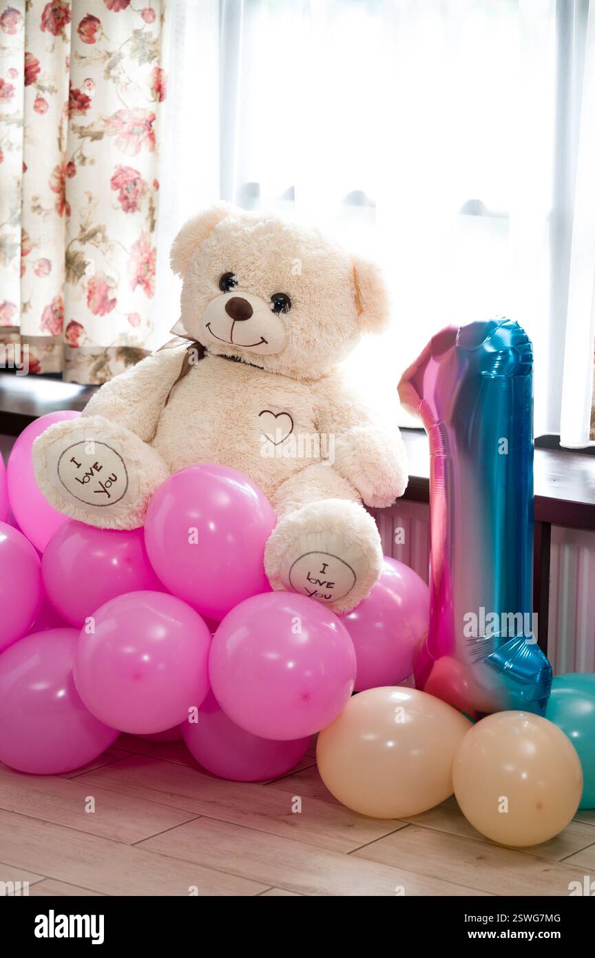 Biglietto di auguri con orsetto marrone, interno vuoto, adatto