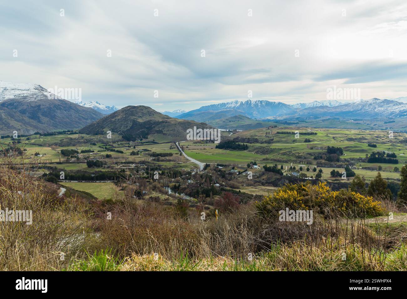 Panorama dalla piattaforma di osservazione di Arrowtown Junction nella regione di Otago in nuova Zelanda Foto Stock