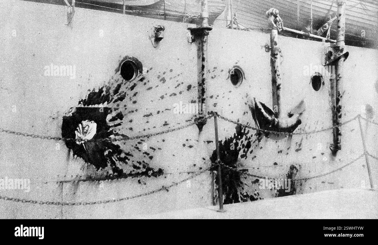 Segni di proiettili tedeschi sulle navi da guerra britanniche dopo la battaglia dello Jutland durante la prima guerra mondiale Foto Stock