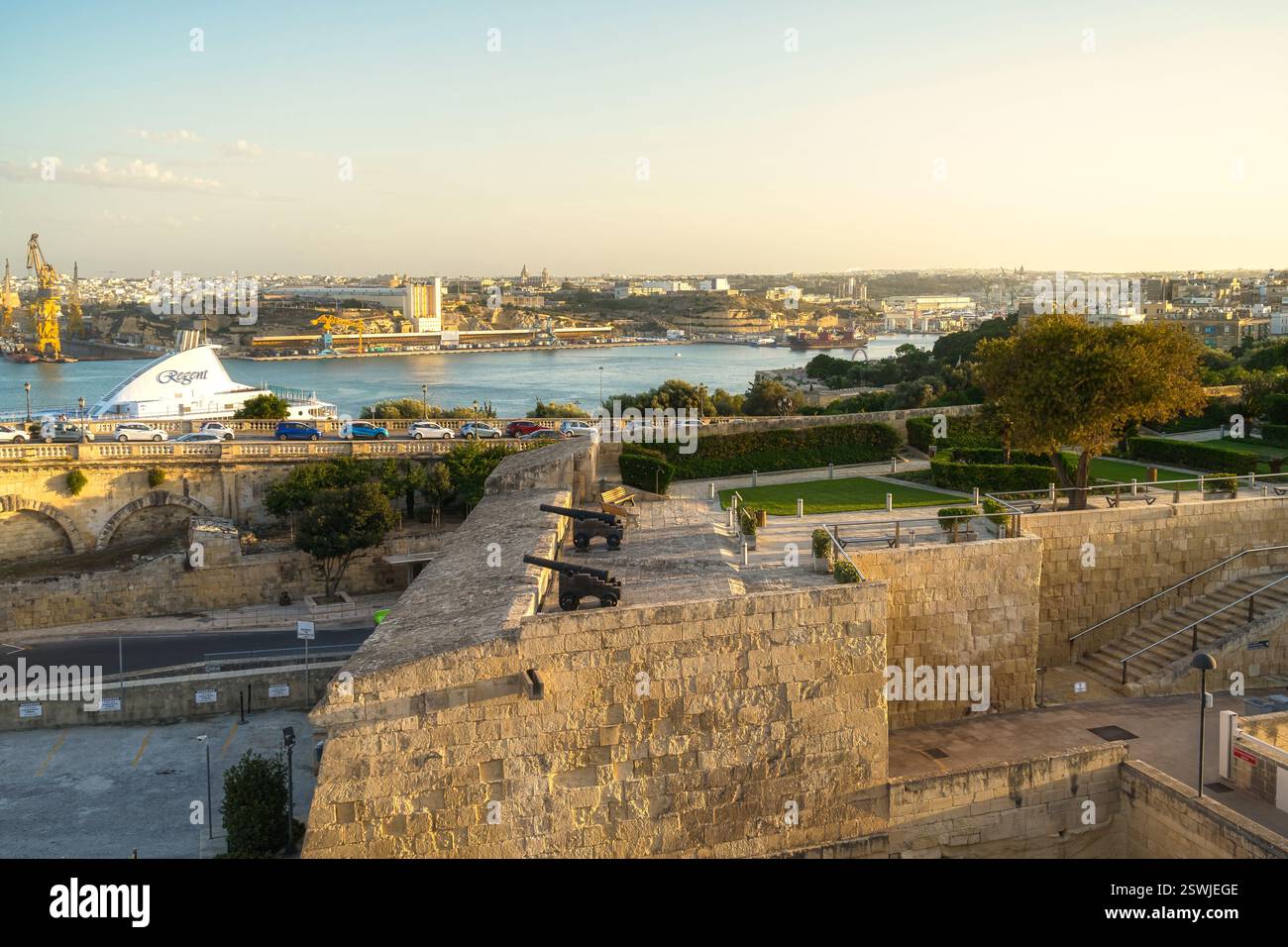 Fortificazioni storiche, Grande Porto e Tre Città. Malta. Foto Stock