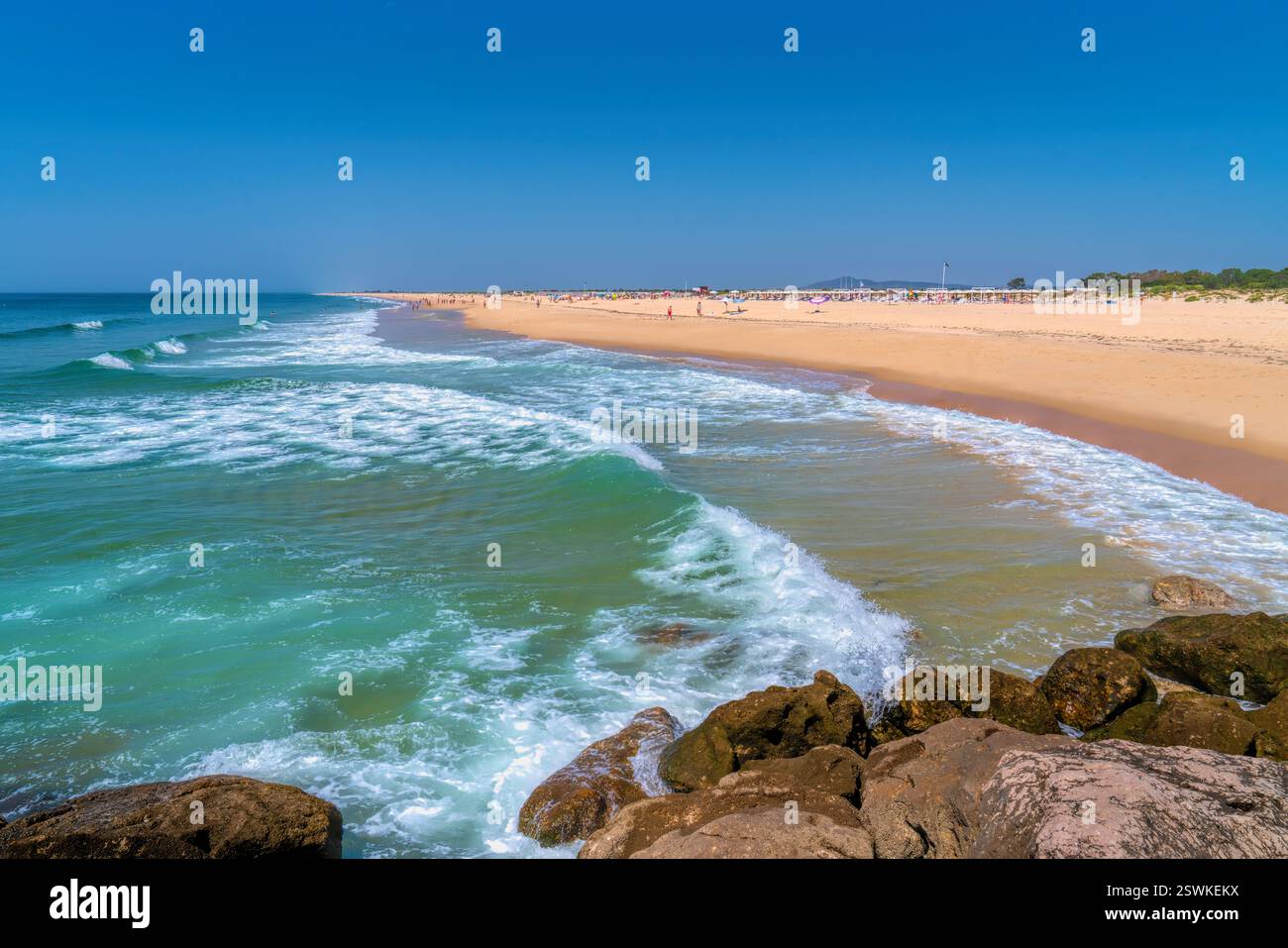 La spiaggia dell'isola di Tavira è una delle migliori spiagge dell'Algarve in Portogallo Foto Stock