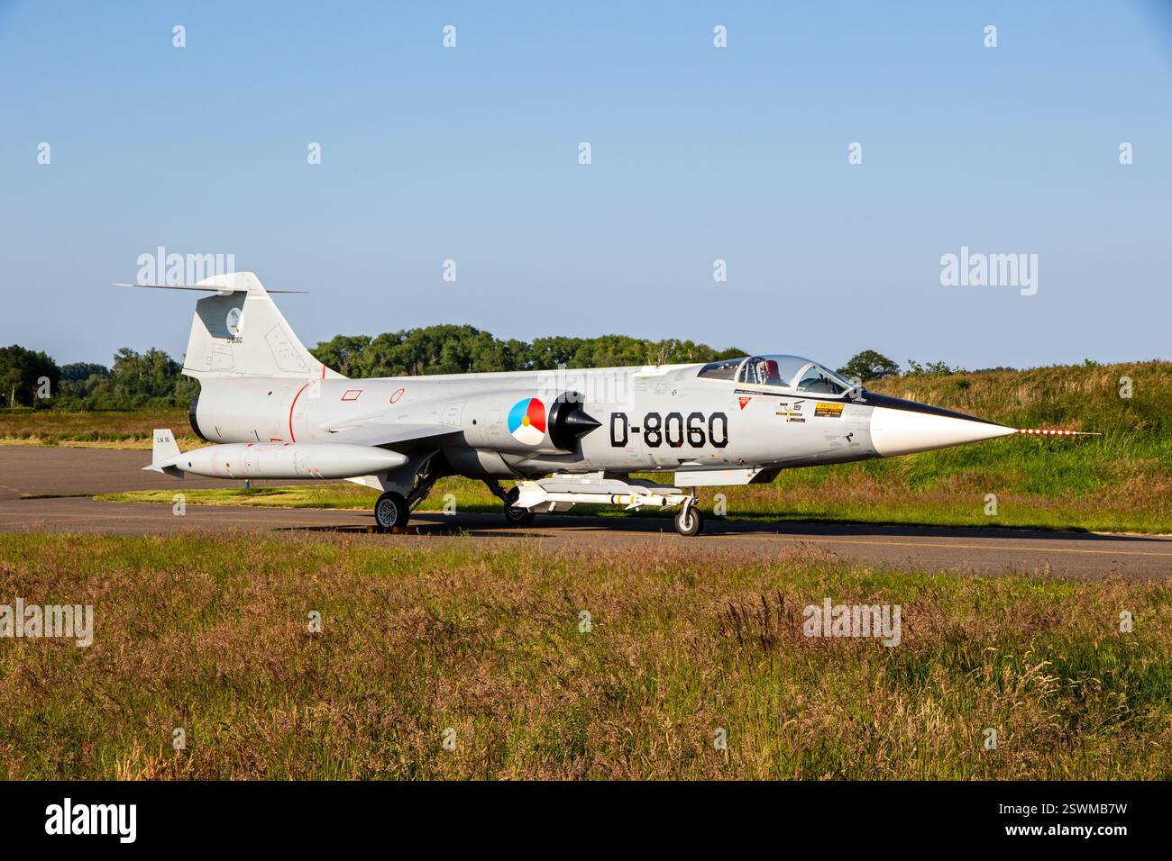 Ex Royal Netherlands Air Force Lockheed F-104G Starfighter caccia jet sulla pista di Teuge Airport. Teuge, Paesi Bassi - 4 giugno 2022 Foto Stock