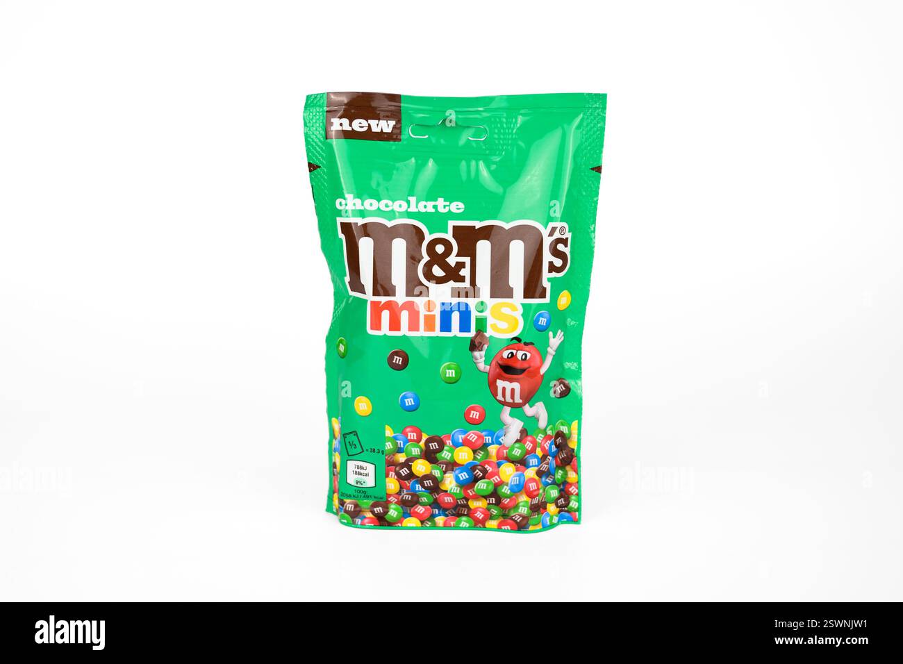 M and M minis Chocolate – Galles, Regno Unito – 18 febbraio 2025 Foto Stock