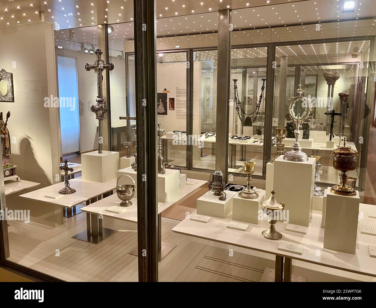 Mostre al Museo das Peregrinacións e de Santiago' (Museo del pellegrinaggio e Santiago), Santiago de Compostela, Galizia, Spagna Foto Stock