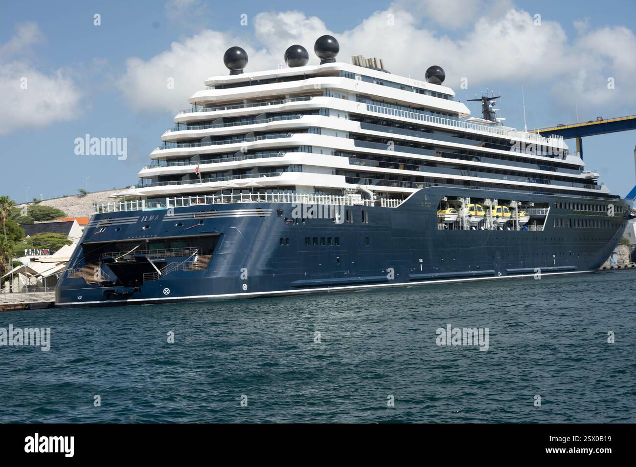 Il MV Ilma è il secondo superyacht introdotto dal Ritz-Carlton Yacht Collection Port di Willemstad Curacao Foto Stock