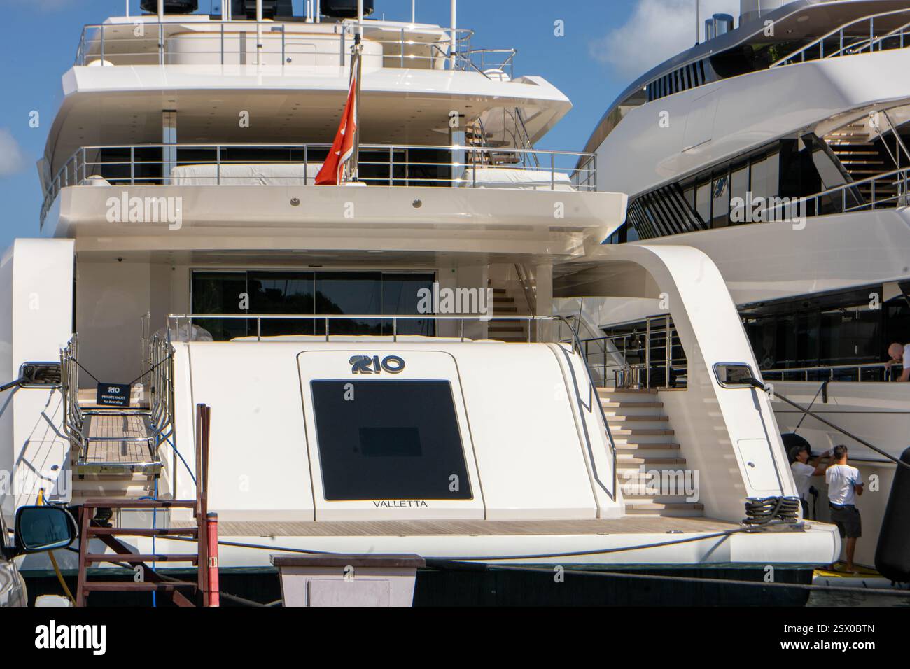 M/Y RIO è uno yacht a motore di lusso di 62 metri (203 piedi) costruito dal cantiere italiano CRN e consegnato nel 2022. È registrata sotto la bandiera di Malta Foto Stock