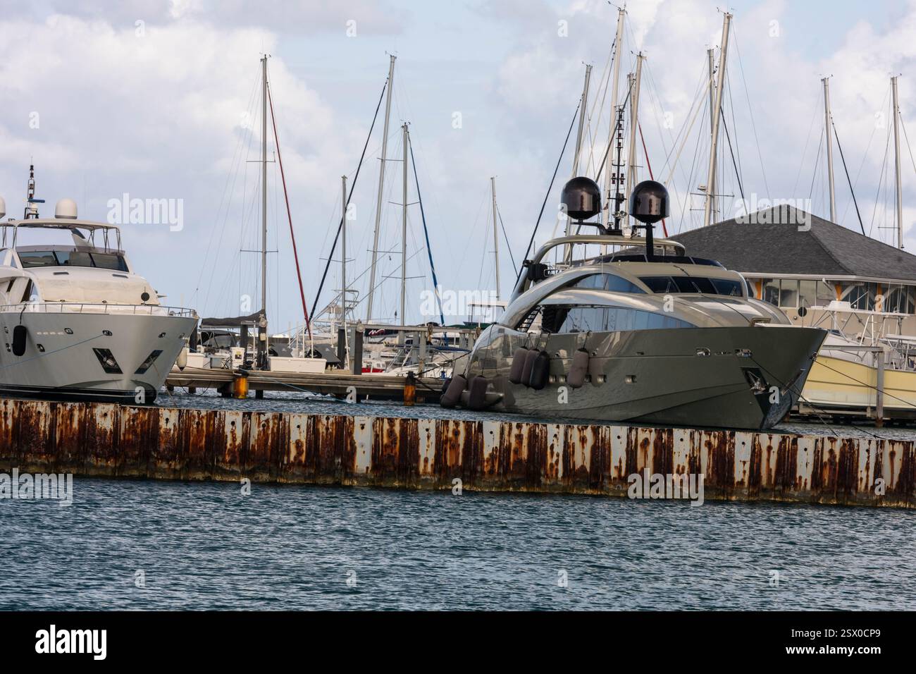 Yacht al Saint Martin Caribbean Foto Stock