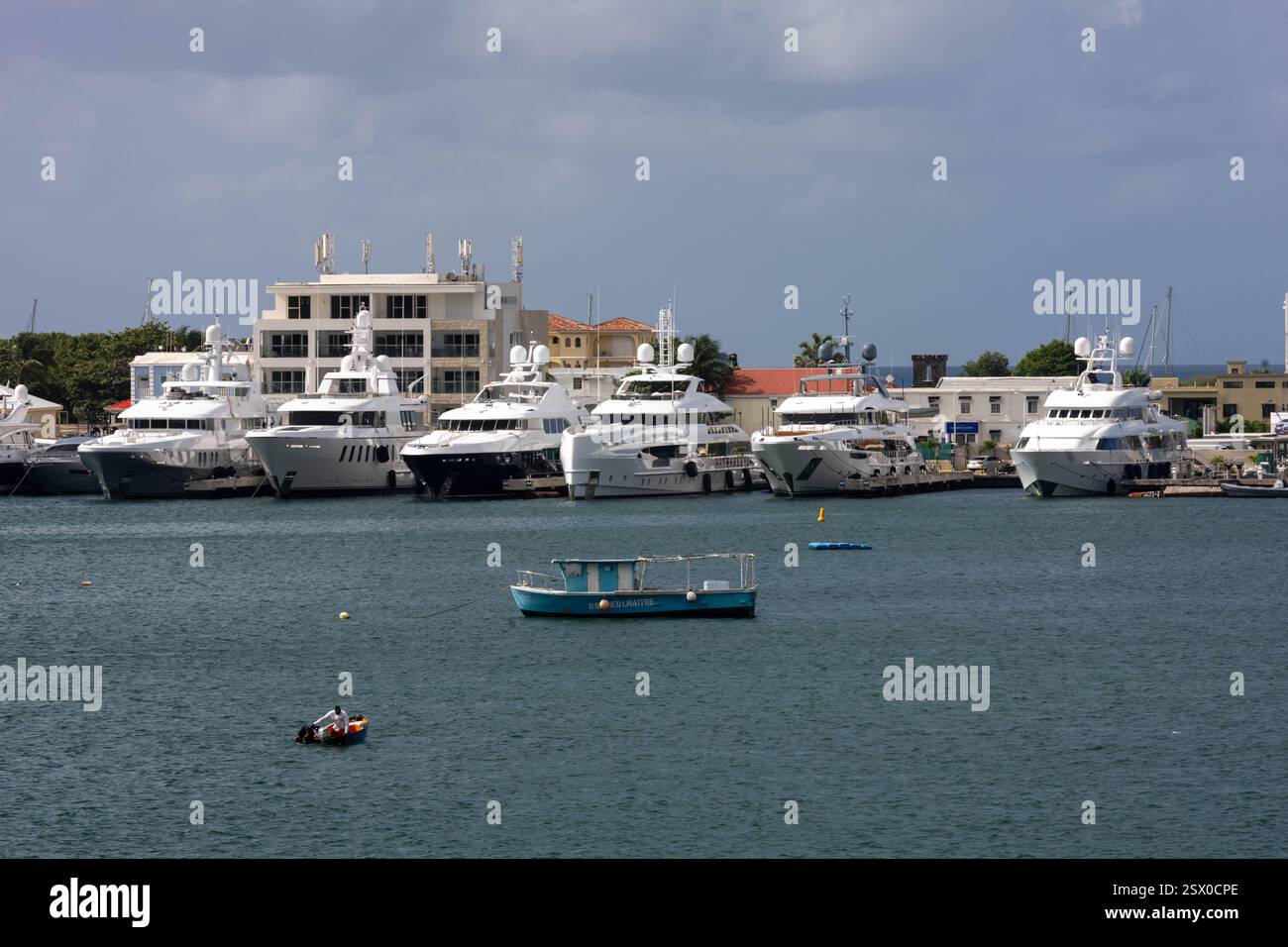 Yacht al Saint Martin Caribbean Foto Stock