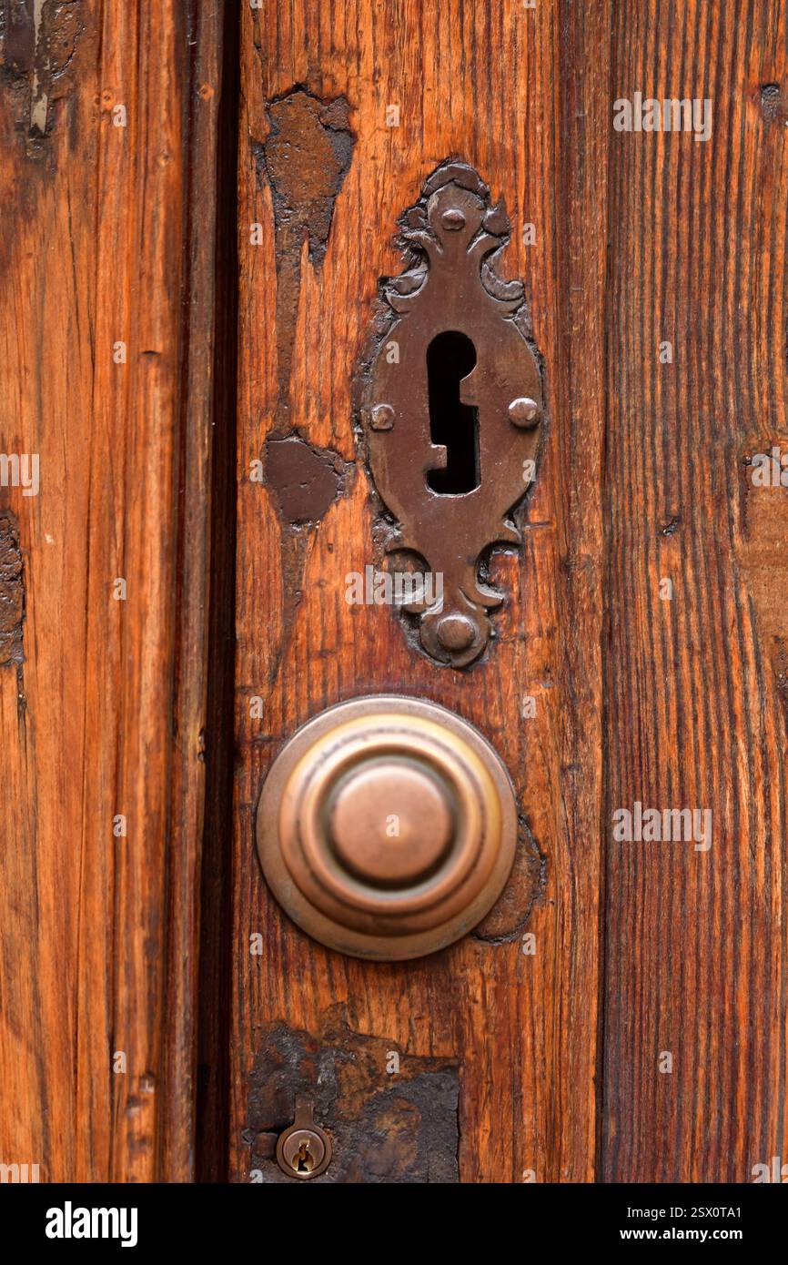 Ingresso alla tradizionale porta di legno della casa, Icod de los Vinos, Tenerife, Spagna Foto Stock