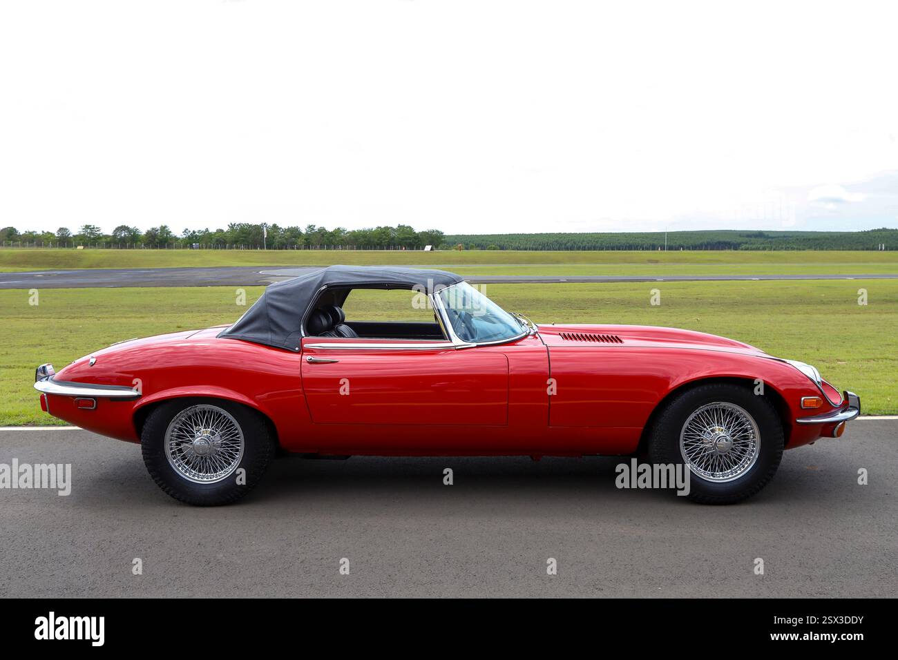 San Paolo, Brasile - 16 novembre 2020: Jaguar e Type coupé. Auto sportiva a due posti prodotta da British Jaguar Cars Foto Stock