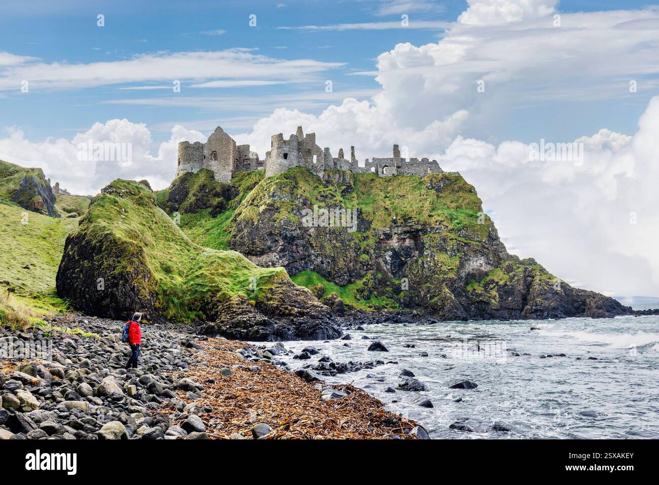Dunluce Castle, Bushmills, Co. Antrim, Irlanda Foto Stock