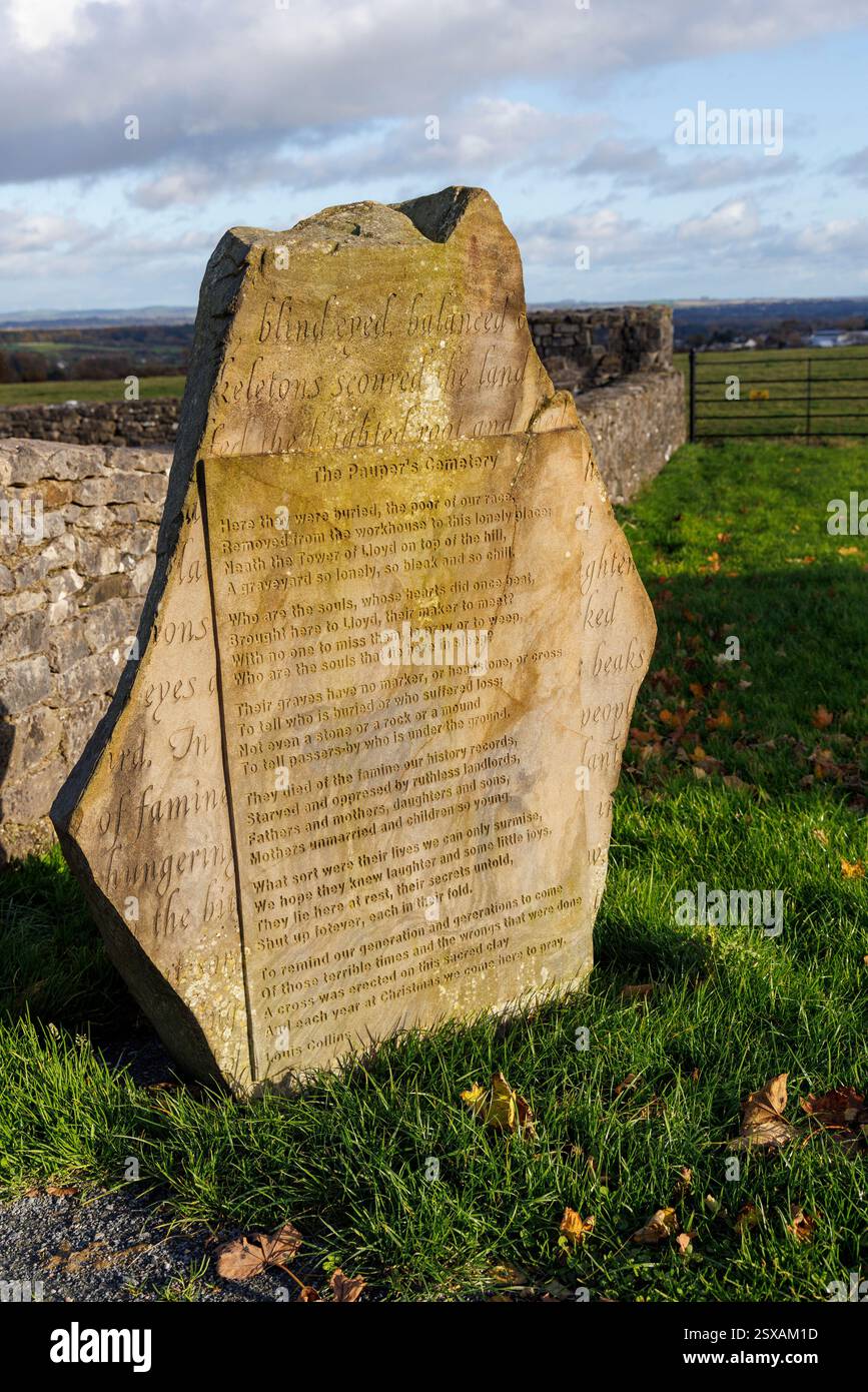 Lapide commemorativa del cimitero di Pauper, Kells, Co Meath, Irlanda Foto Stock