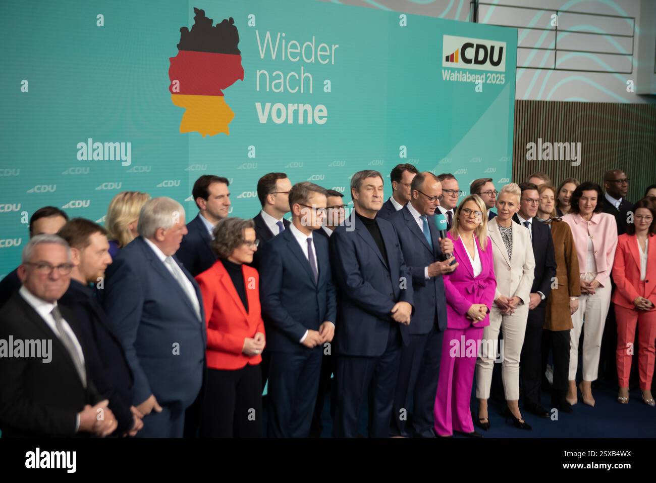 Berlino, Germania, 23 febbraio 2025 Friedrich Merz al partito CDU dopo le elezioni federali tedesche. Foto Stock