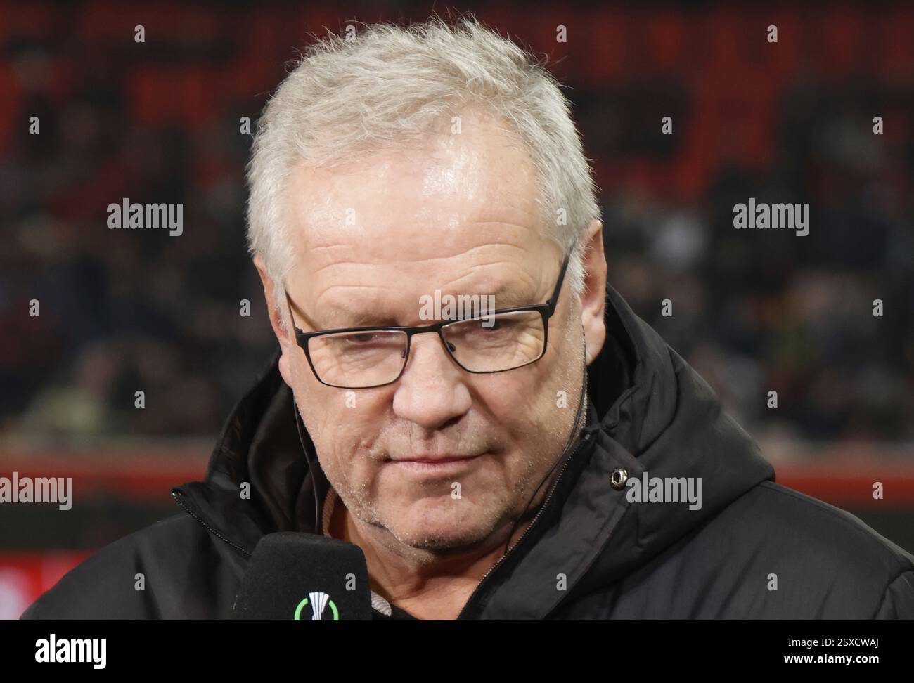 Germania: Football Conference League, play-off - 1. FC Heidenheim-FC Copenhagen -Voith-Arena, Heidenheim: Holger SANWALD Amministratore delegato 1. FC Heide Foto Stock