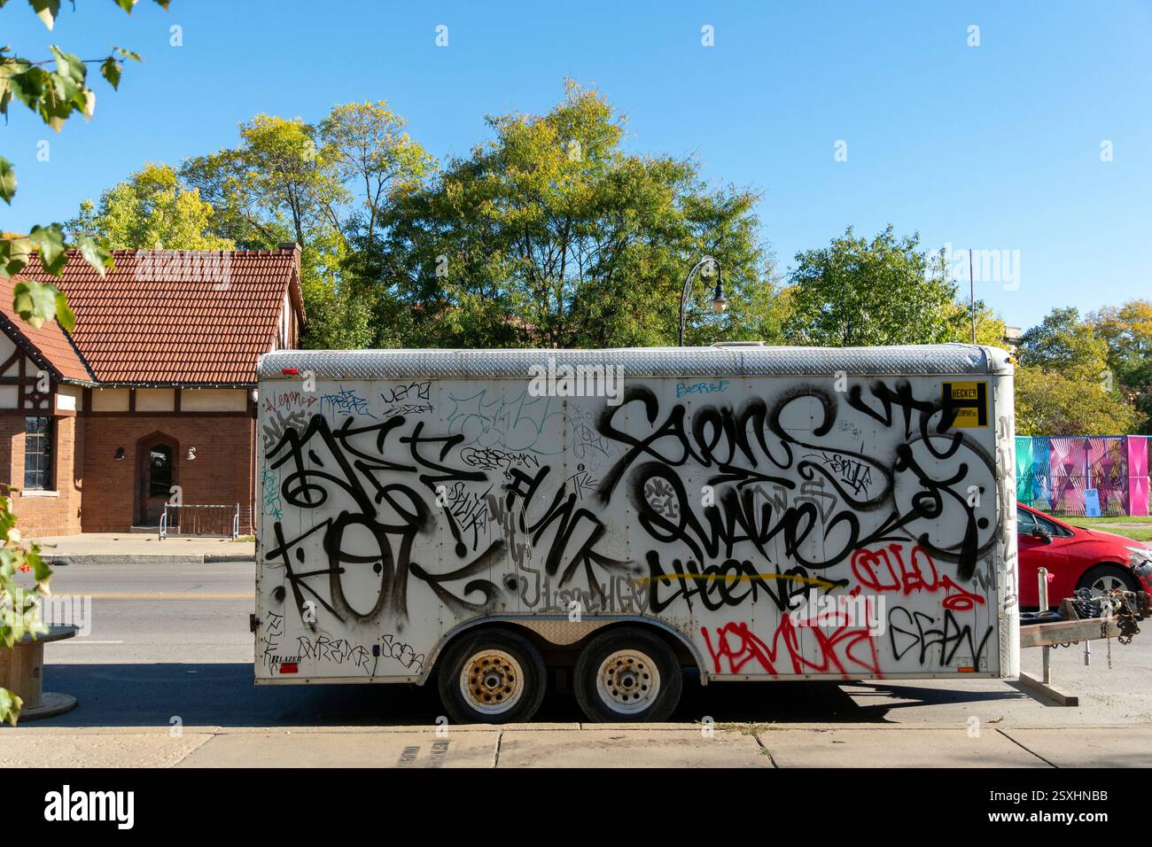 Chicago, Illinois. Logan Square Neighborhood Chicago è un centro internazionale per la finanza, la cultura, il commercio, l'industria, l'istruzione, tecnologia, telecomunicazioni Foto Stock