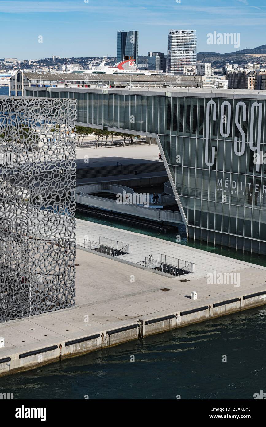 MuCEM, Museo delle civiltà d'Europa e del Mediterraneo, architetto Rudy Ricciotti, dietro Cosquer, Museo, Marsiglia, Francia, Europa Foto Stock