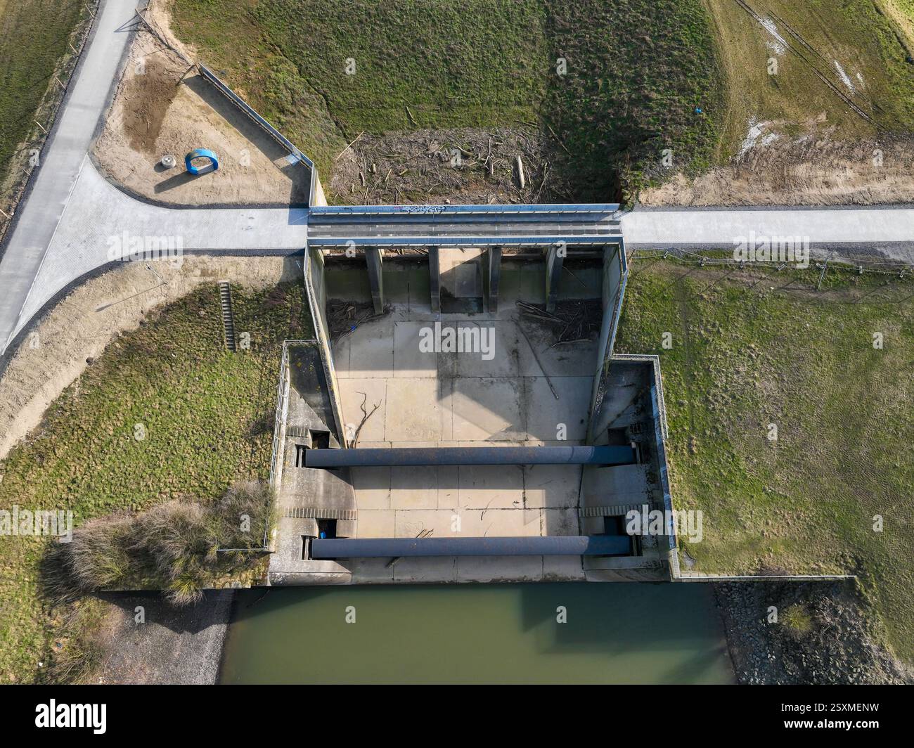Dinslaken, Voerde, Renania settentrionale-Vestfalia, Germania - ex estuario di Emscher nel Reno. Rinaturalizzazione dell'Emscher. L'estuario di Emscher Foto Stock