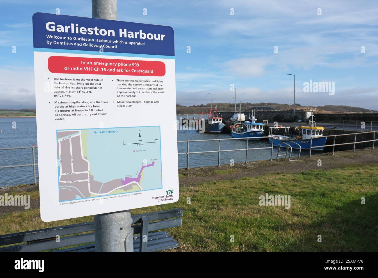 Porto di Garlieston, sede di pescherecci costieri sulla costa di Wigtown Bay e Solway Firth - Dumfries e Galloway Scotland Foto Stock