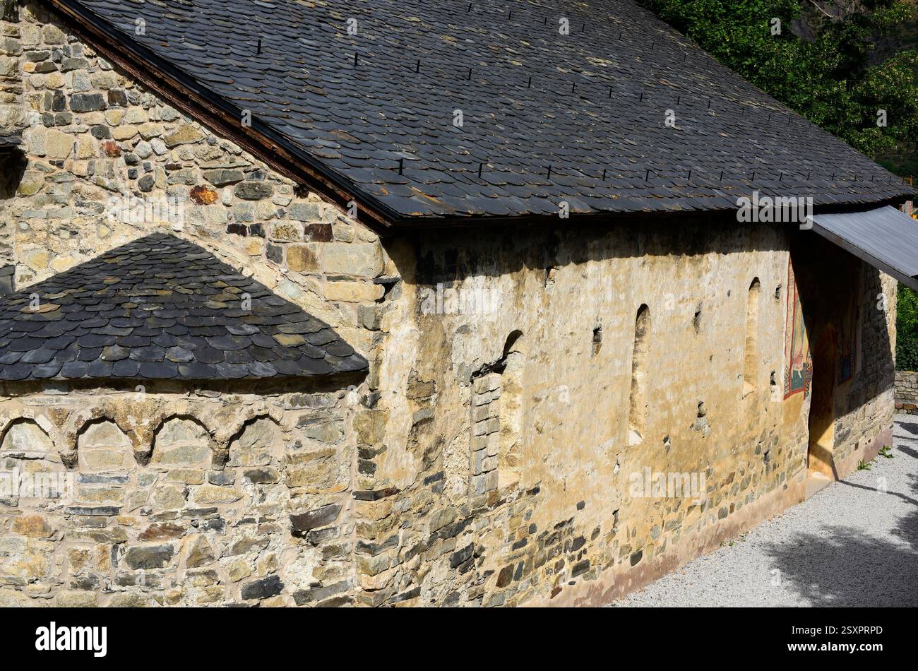 Boí, chiesa di Sant Joan (romanica, XI secolo e più tardi). Comune di Vall de Boí, alta Ribaganza, Lleida, Catalogna, Spagna. Foto Stock