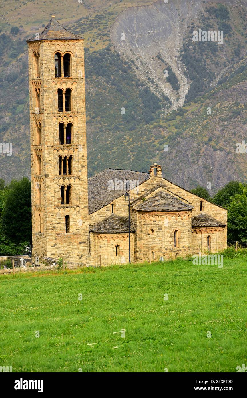 Taüll, chiesa di Sant Climent (romanica, XI secolo). Patrimonio mondiale dell'UNESCO. Vall de Boí, alta Ribaganza, Lleida, Catalogna, Spagna. Foto Stock