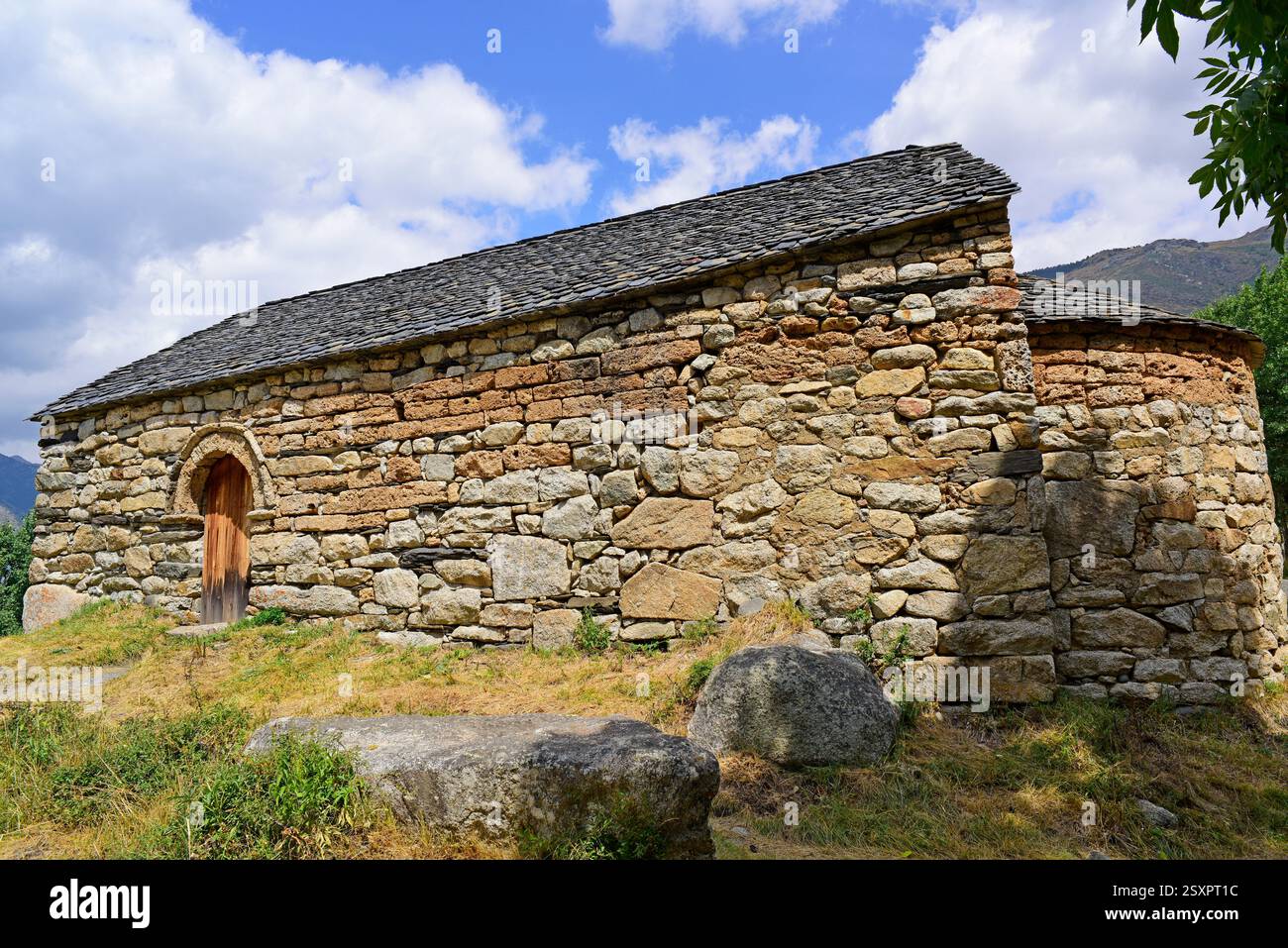 Taüll, eremo di Sant Quirc (romanico, XII secolo). Vall de Boí, alta Ribaganza, Lleida, Catalogna, Spagna. Foto Stock