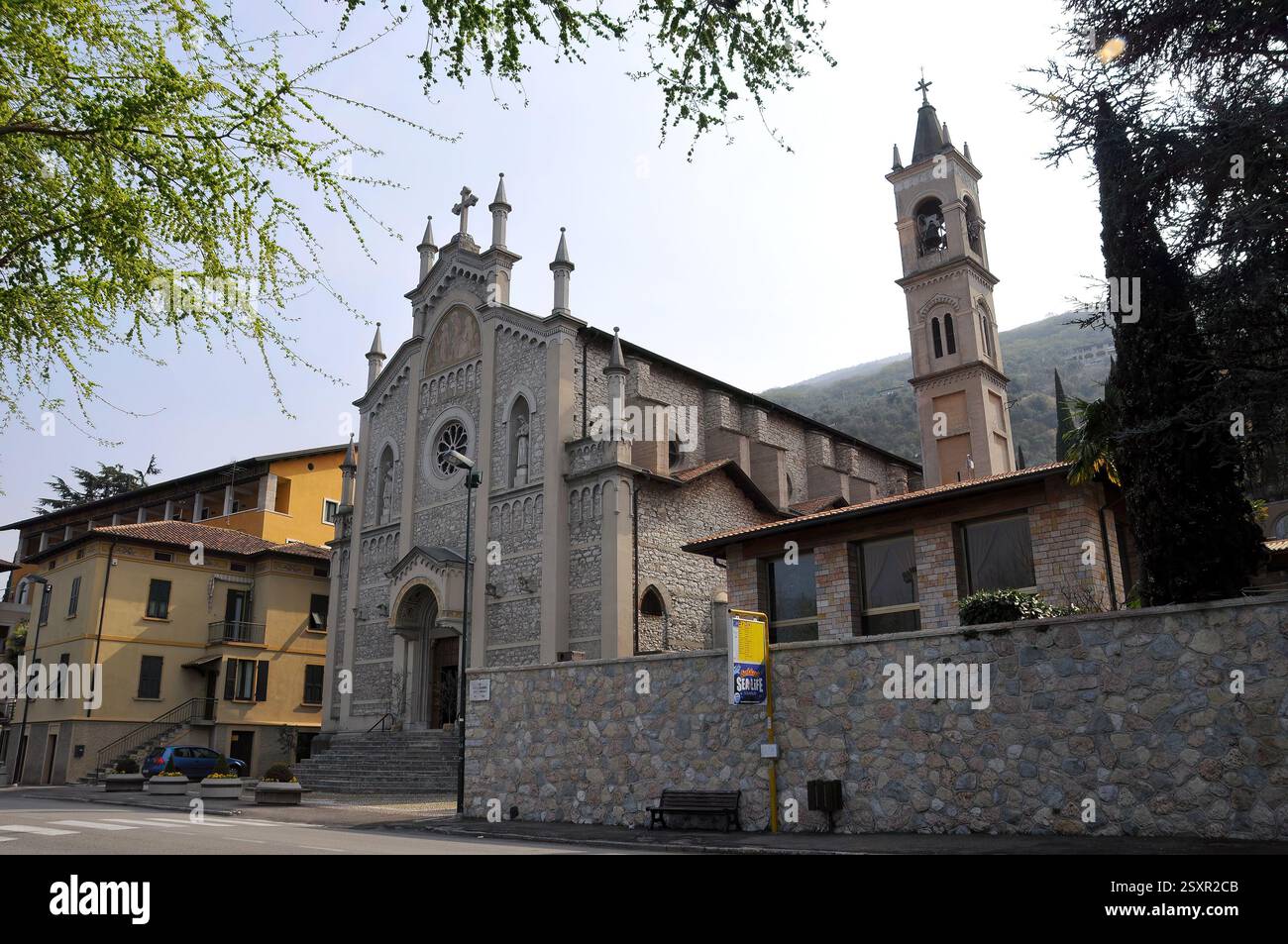 Chiesa di San Carlo Borromeo, Castelletto di Brenzone, Italia, Europa Foto Stock