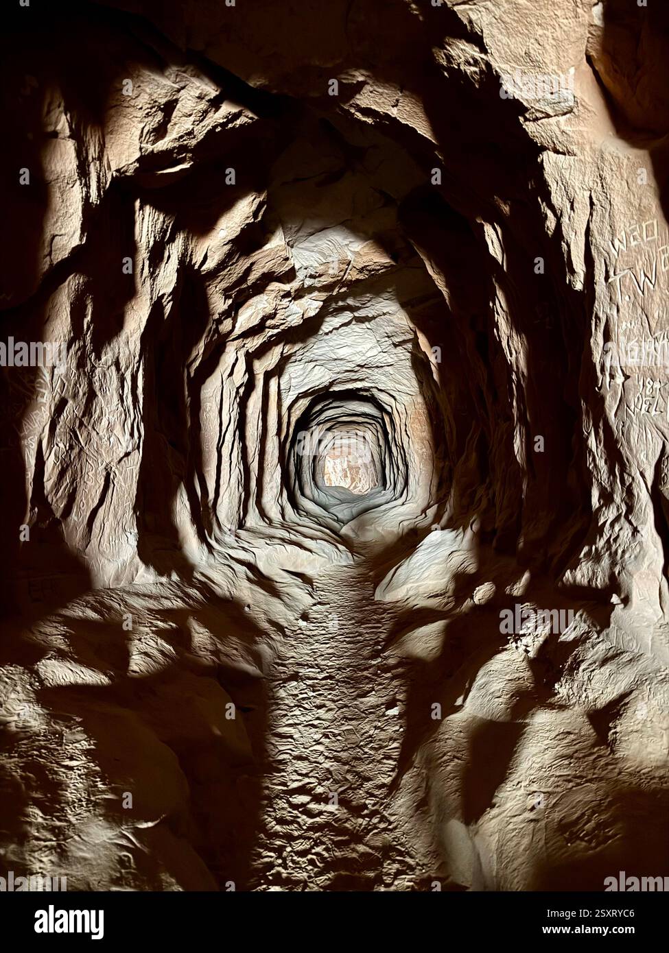 La pancia del Drago - Immagine stock catturata con smartphone