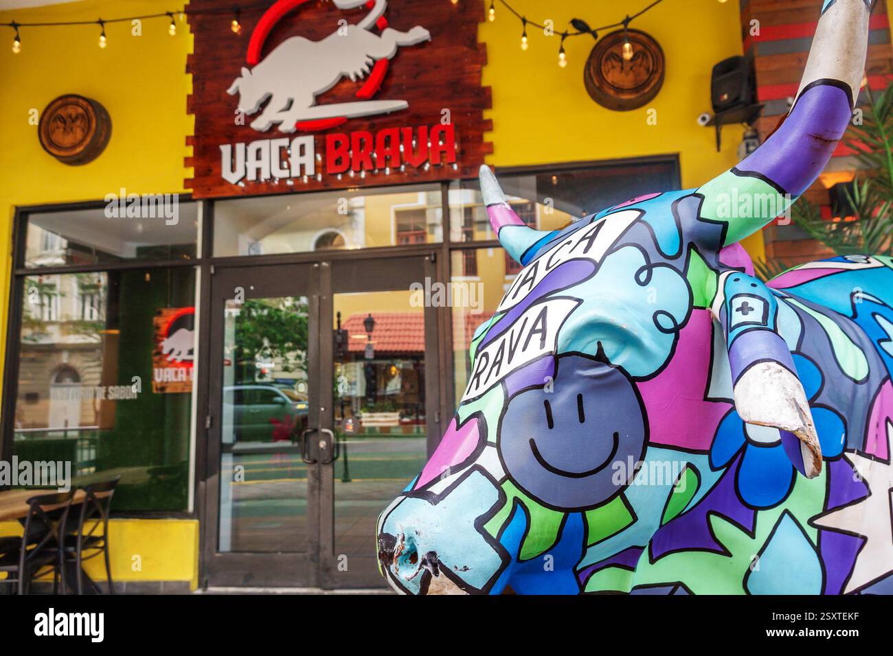 San Juan Puerto Rico, Viejo Old San Juan, Calle de San Francisco, ristorante Vaca Brava, grill, cucina portoricana, cucina locale, ristorante esterno Foto Stock