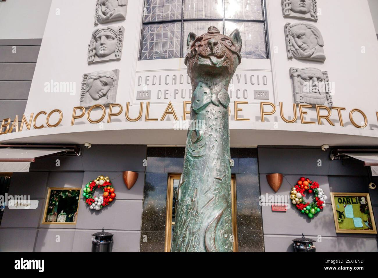 San Juan Puerto Rico, Viejo Old San Juan, Calle del Recinto Sur, Calle de Tetuan, Banco Popular de Puerto Rico, architettura Art Deco, storico edificio bancario Foto Stock
