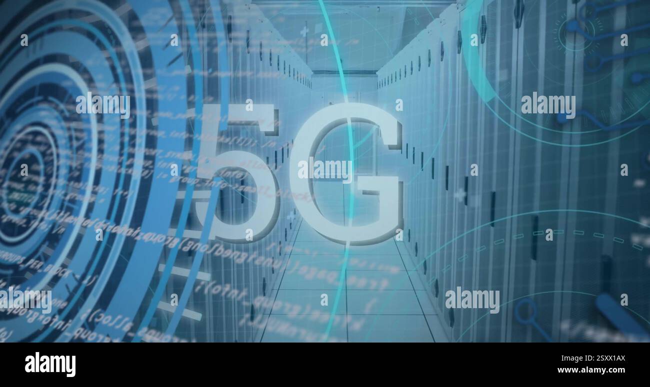 Immagine dell'elaborazione dei dati digitali su server di computer Foto Stock