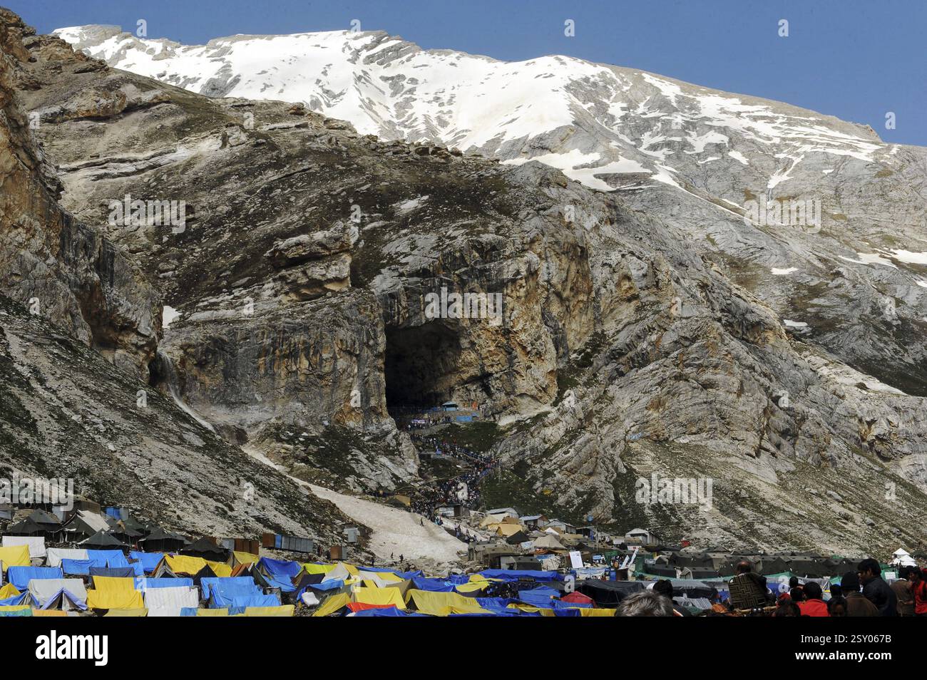 Grotta Santa, amarnath yatra Jammu Kashmir, India, Asia Foto Stock