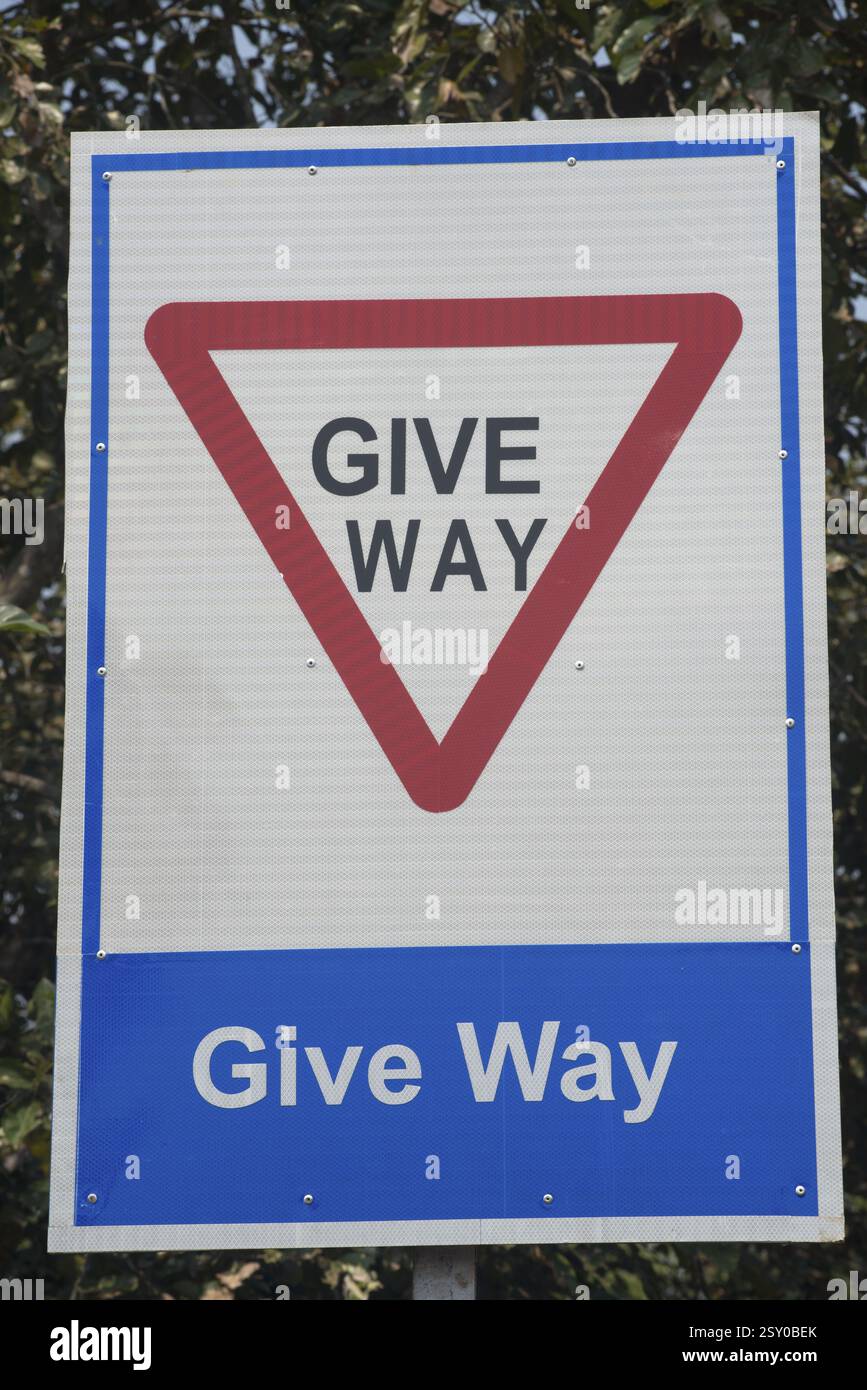 Cartello sulla strada, Bhubaneswar, Orissa, India, Asia Foto Stock