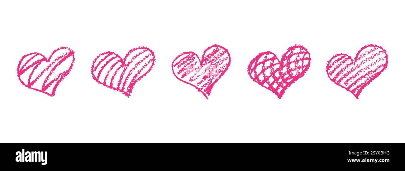 Set di segni di cuori rosa disegnati da una matita di cera. Ama i simboli in stile doodle. Collezione di elementi disegnati a mano dai cuori dei bambini ombreggiati con linee diagonali Illustrazione Vettoriale