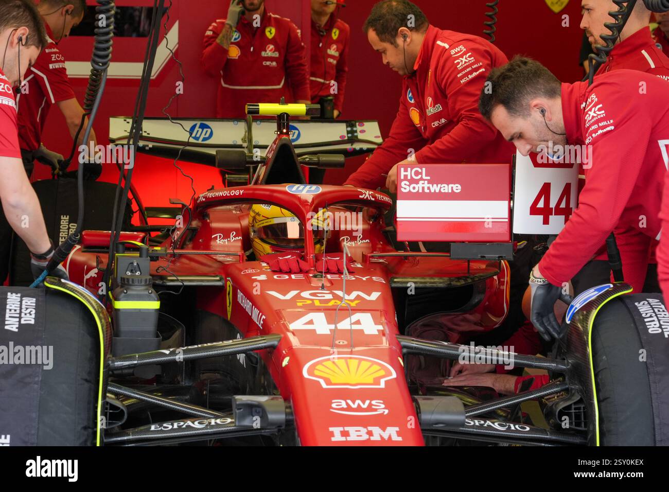 Sakhir, Bahrein. 26 febbraio 2025. Lewis Hamilton, durante i test di Formula 1, al Bahrain International Circuit. Crediti: Alessio Morgese/Alessio Morgese/Emage/Alamy live news Foto Stock