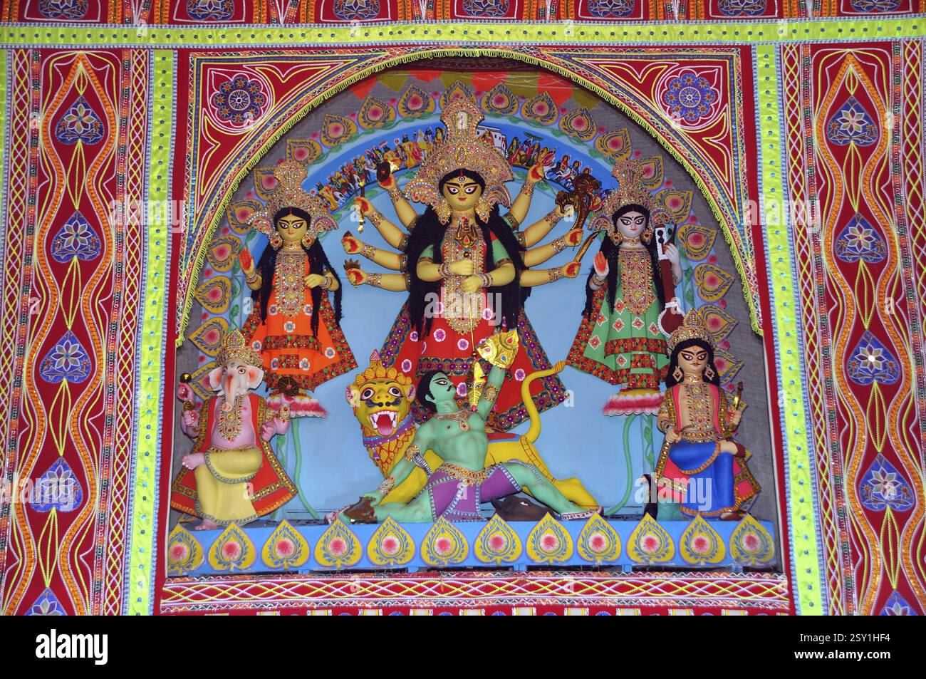 La statua della dea durga, Calcutta, West Bengal, India, Asia Foto Stock